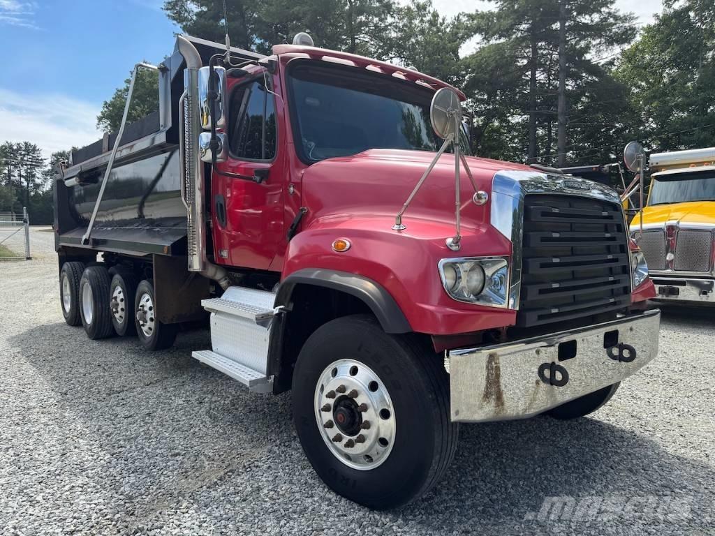 Freightliner 114 SD Autobasculanta