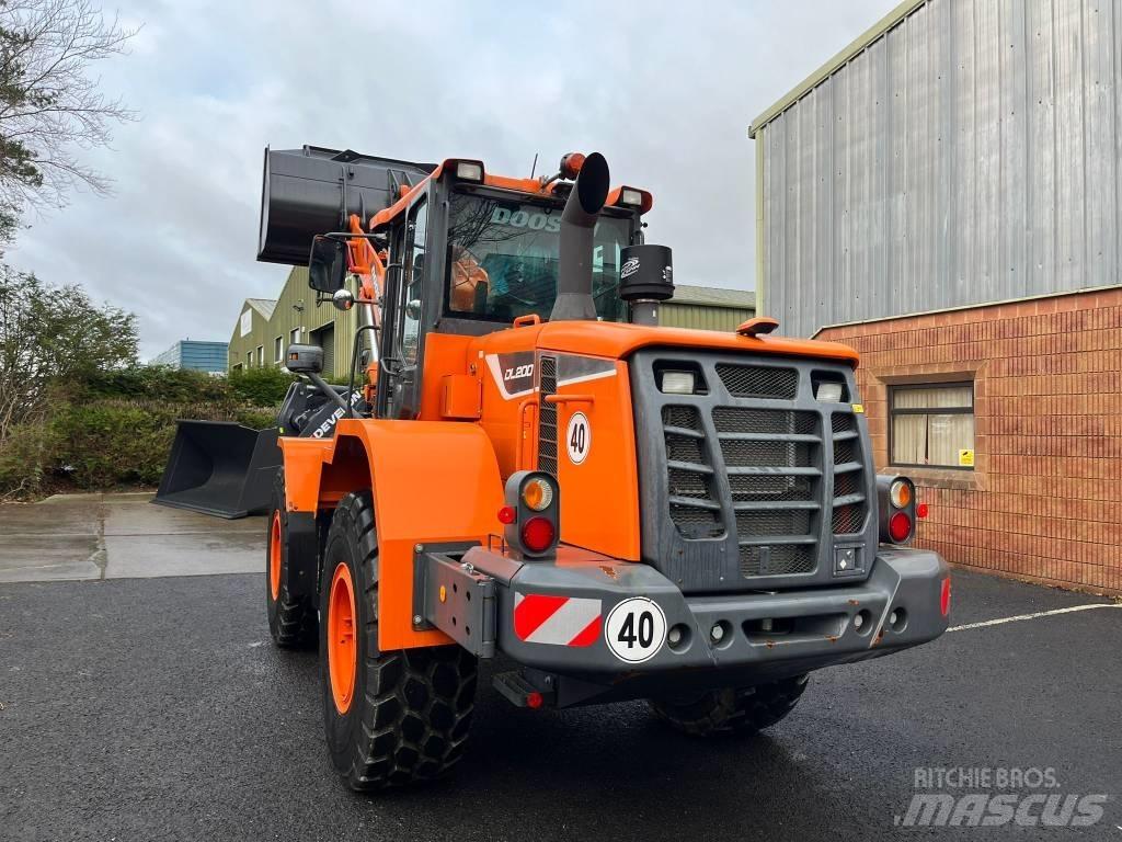 Doosan DL200-5 Incarcator pe pneuri