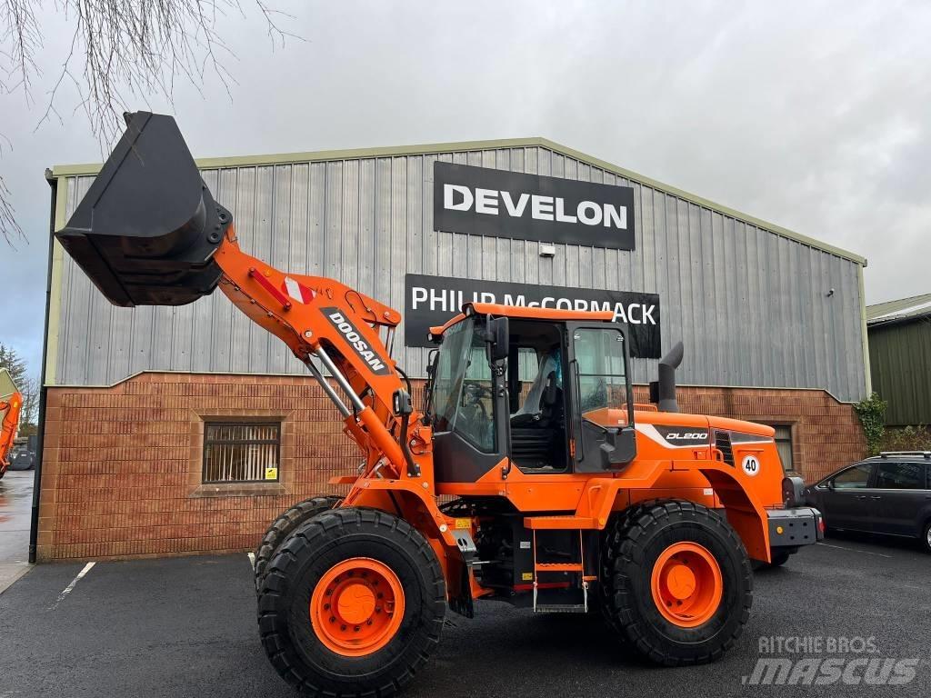 Doosan DL200-5 Incarcator pe pneuri