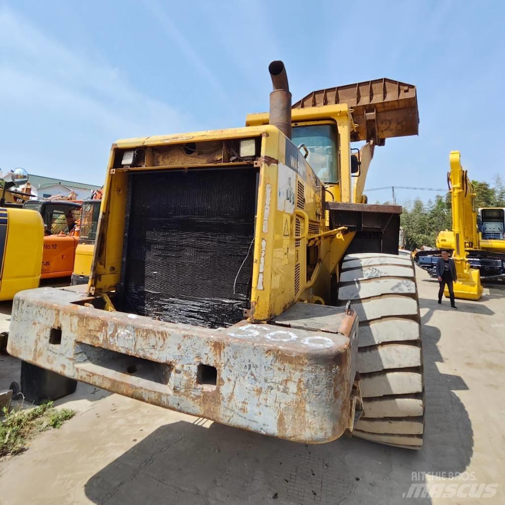 Komatsu WA 500 Incarcator pe pneuri