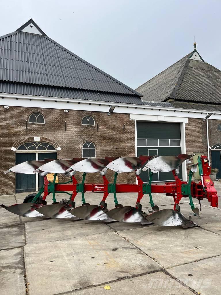 Kverneland LB100-300 Pluguri reversibile