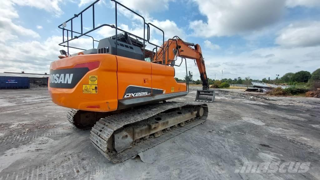Doosan DX 225 LC Excavatoare pe șenile
