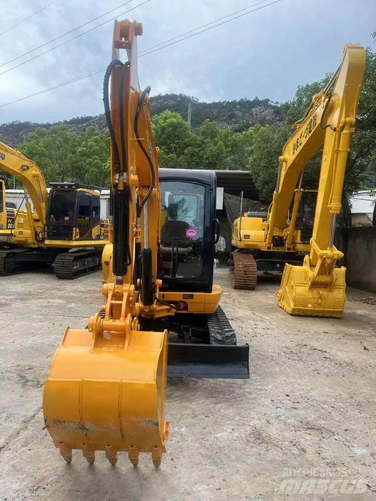 JCB 8035 Excavatoare pe șenile
