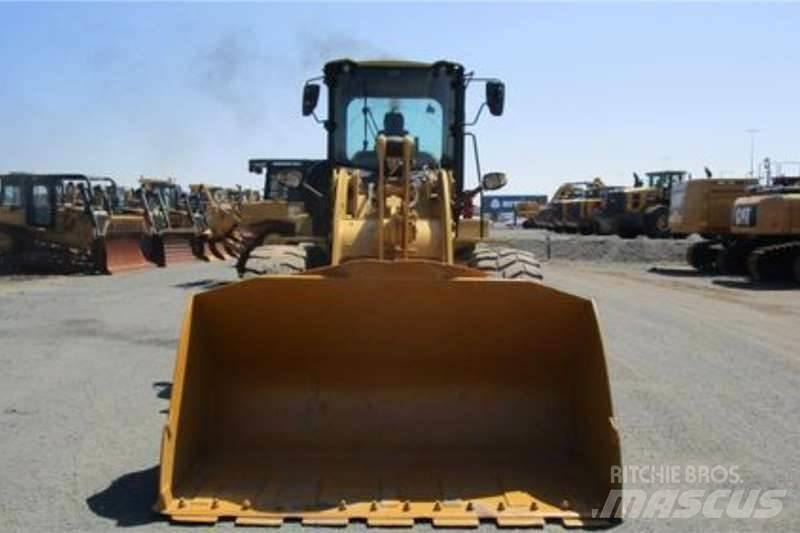 CAT 930K Incarcator pe pneuri