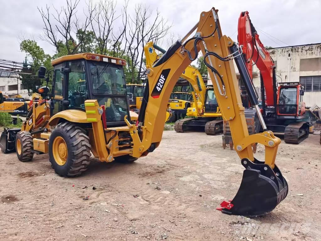 CAT 420 F Buldoexcavatoare