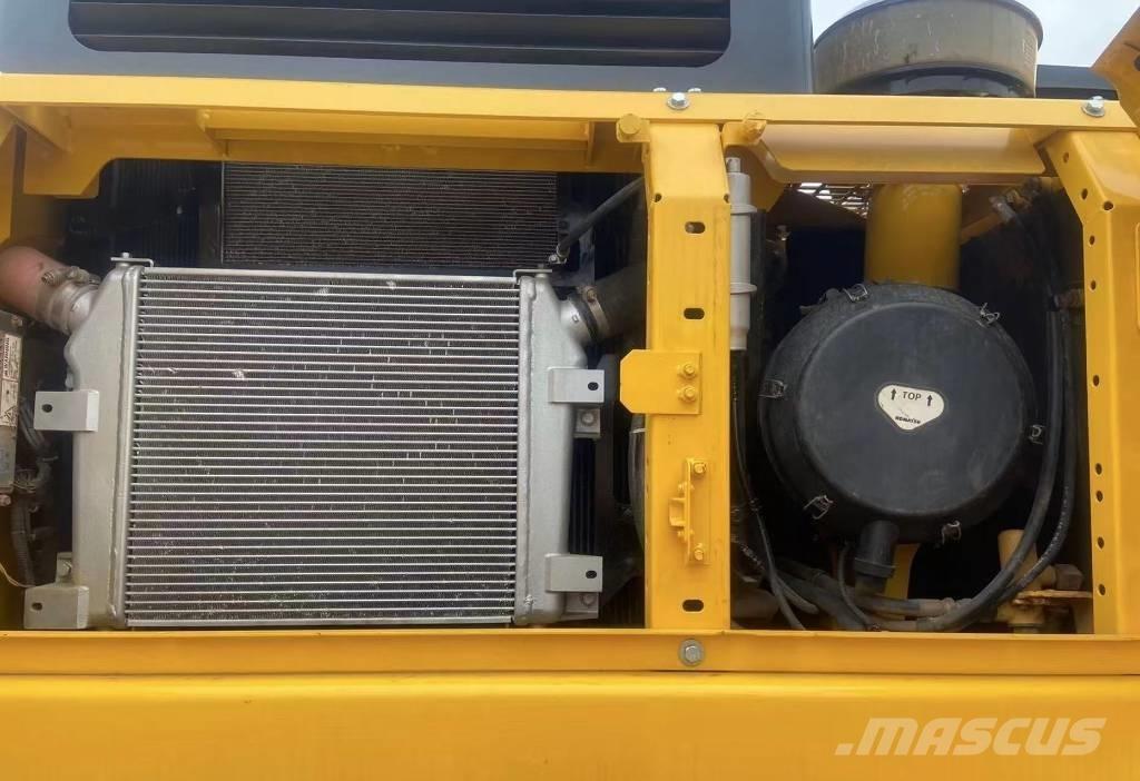 Komatsu PC 400 Excavatoare pe șenile
