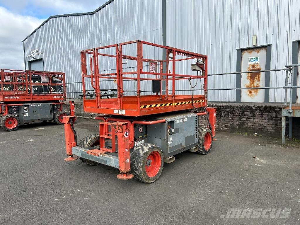 SkyJack SJ 6826 RT Platforme foarfeca