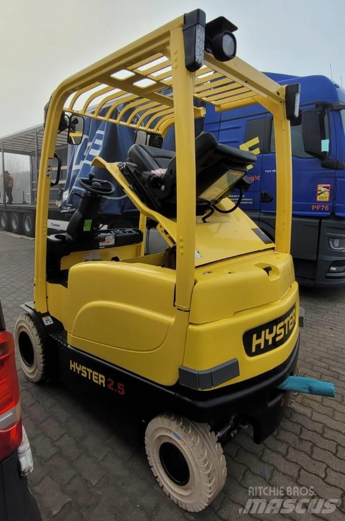 Hyster J2.5XN Stivuitor electric