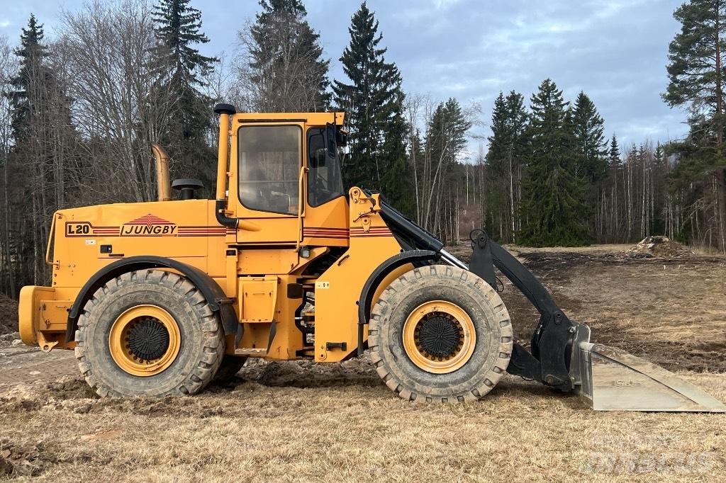 Ljungby L 20 Incarcator pe pneuri