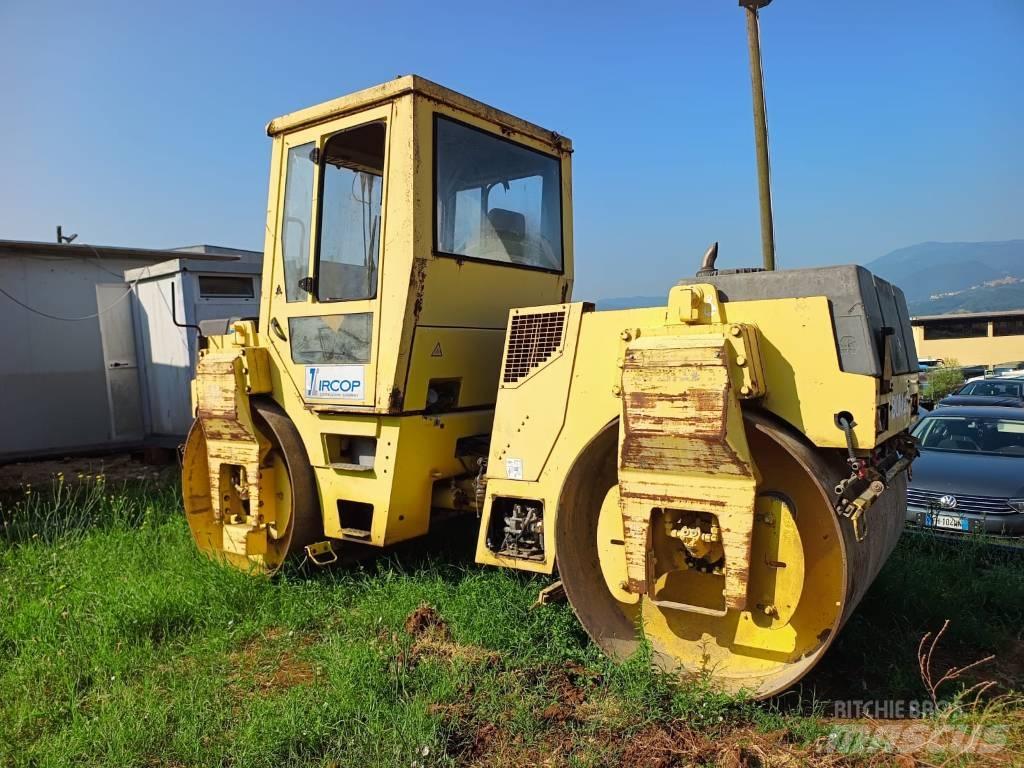 Bomag BW 151 AD-2 Cilindri compactori dubli