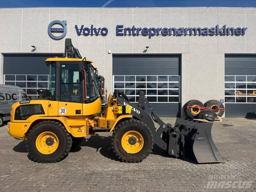 Volvo L35H Incarcator pe pneuri