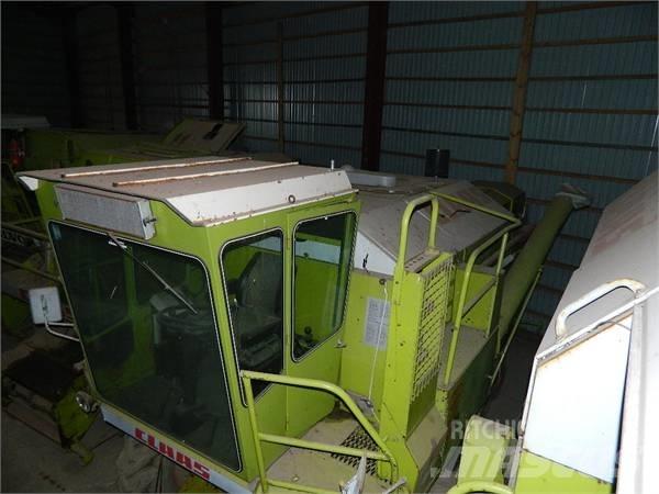 CLAAS Dominator 56 Combine de secerat