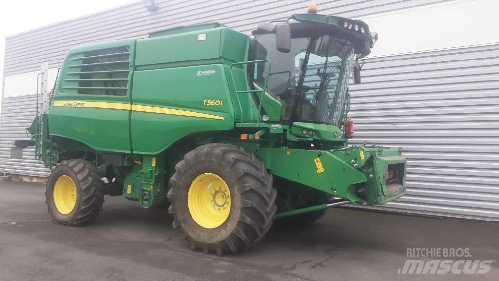 John Deere T 560 i Combine de secerat