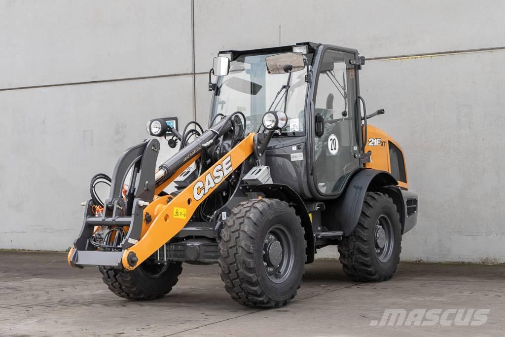 CASE 21 F Incarcator pe pneuri