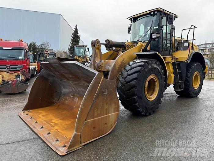CAT 966M Incarcator pe pneuri