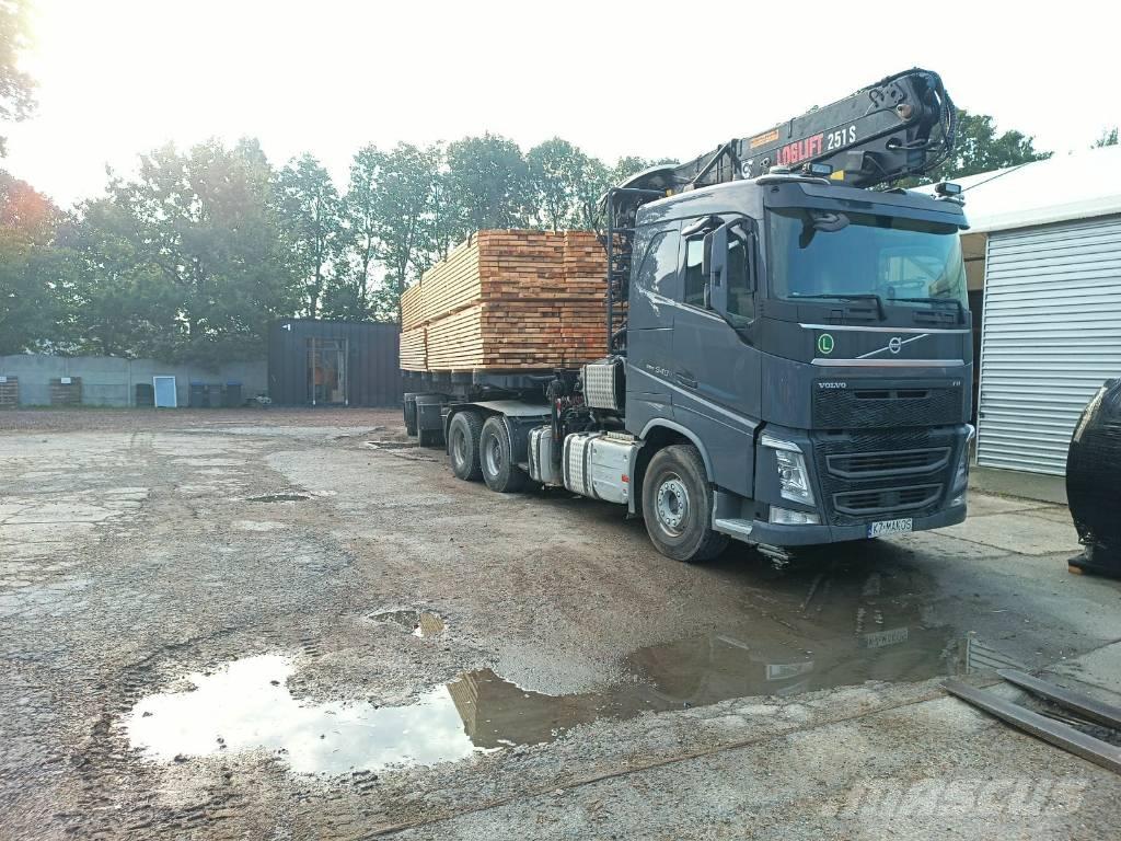 Volvo 540 Camion pentru lemne