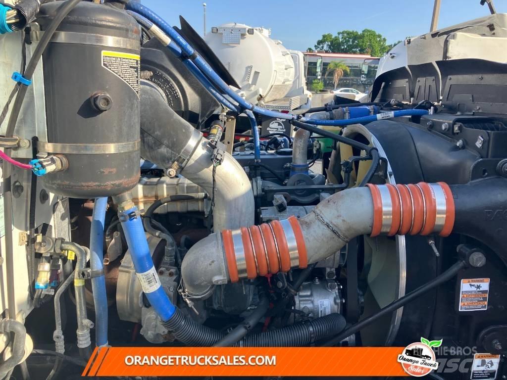 Peterbilt 337 Autocamioane
