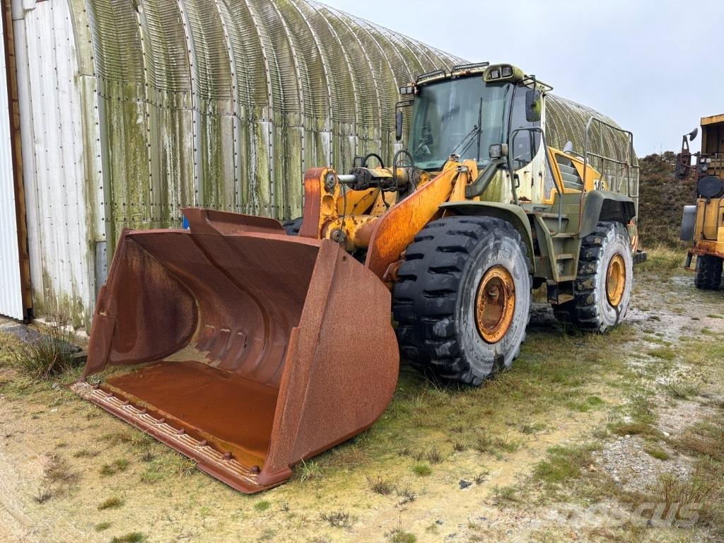Liebherr L 576 Incarcator pe pneuri