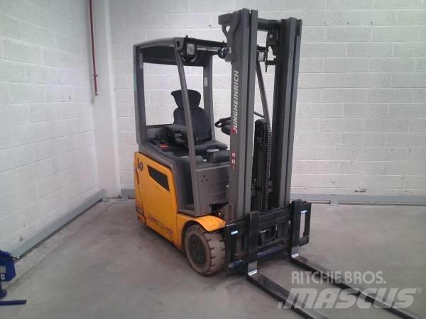 Jungheinrich EFG 215 Stivuitor electric