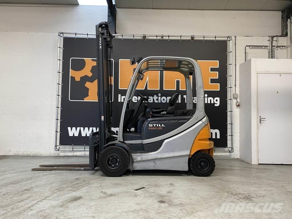 Still RX60-25 Stivuitor electric