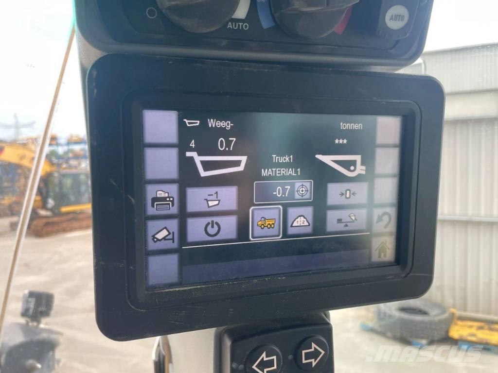 CAT 972M XE Incarcator pe pneuri