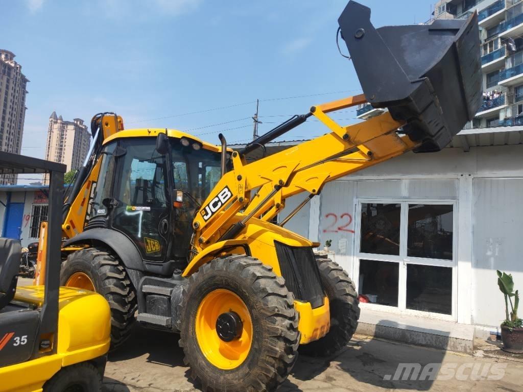 JCB 4CX Buldoexcavatoare