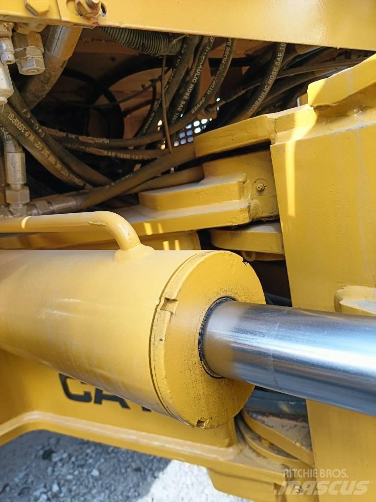 CAT 140K Gredere