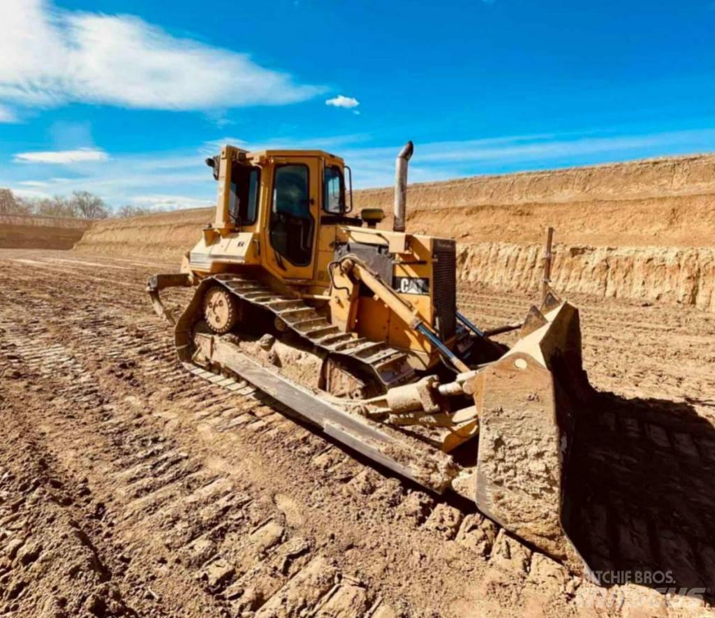 CAT D 5 H Buldozere pe senile