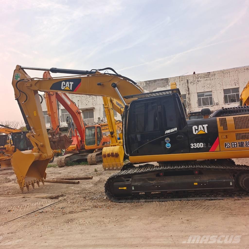CAT 324 D2L Excavatoare pe șenile
