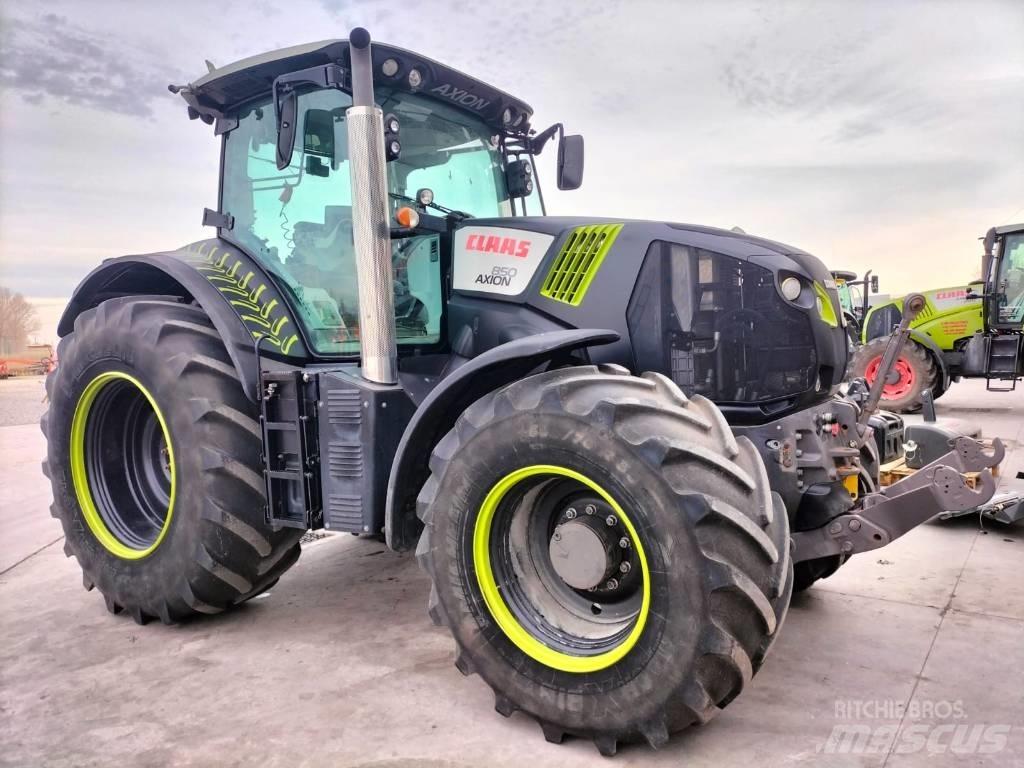 CLAAS Axion 810 Tractoare