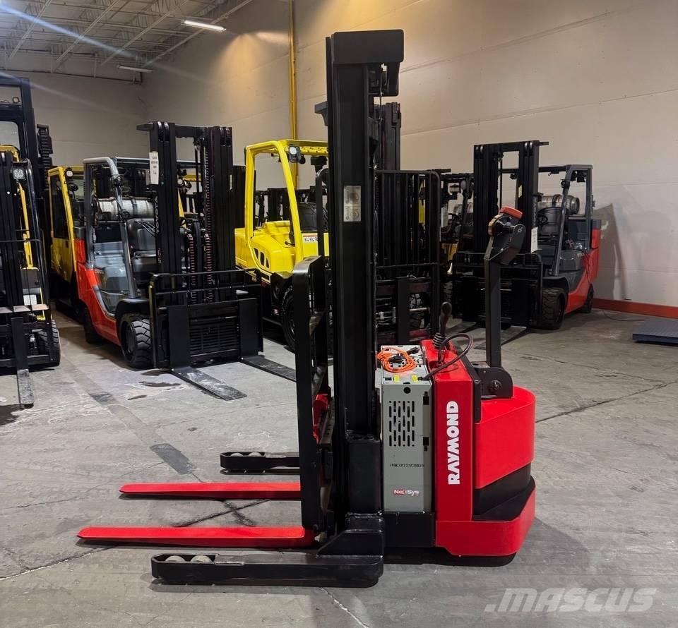 Raymond RSS40 Transpaleti autopropulsanti