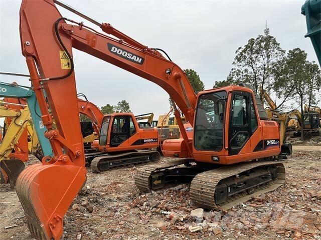 Doosan DH150 Excavatoare pe șenile
