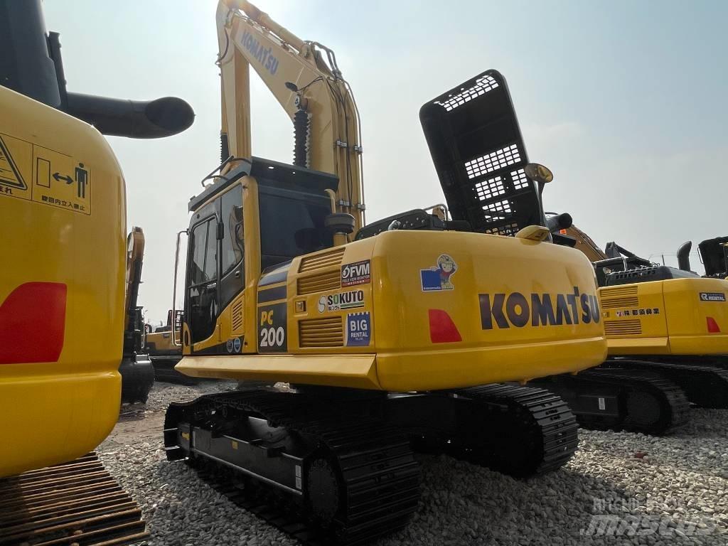 Komatsu PC 200-8 Excavatoare pe șenile
