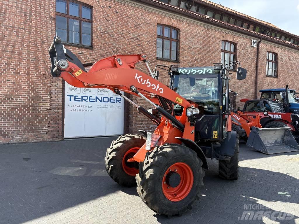 Kubota R 082 Incarcator pe pneuri