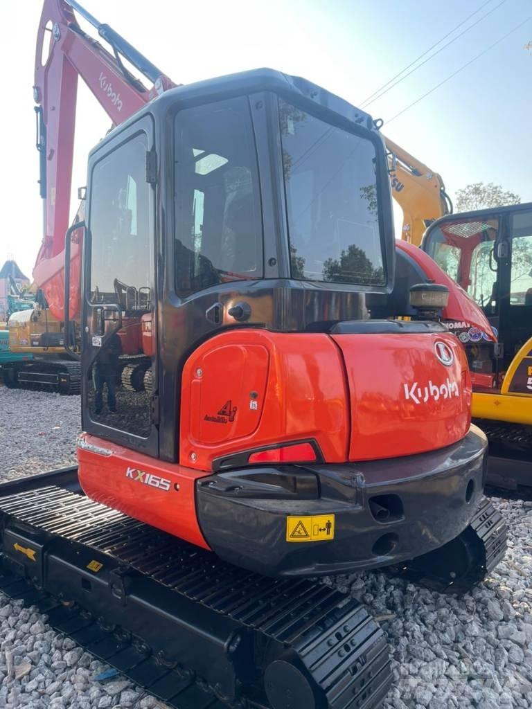 Kubota 165 Excavatoare pe șenile
