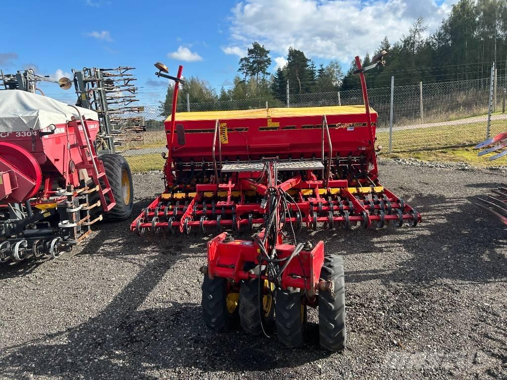 Väderstad Rapid400C Perforatoare