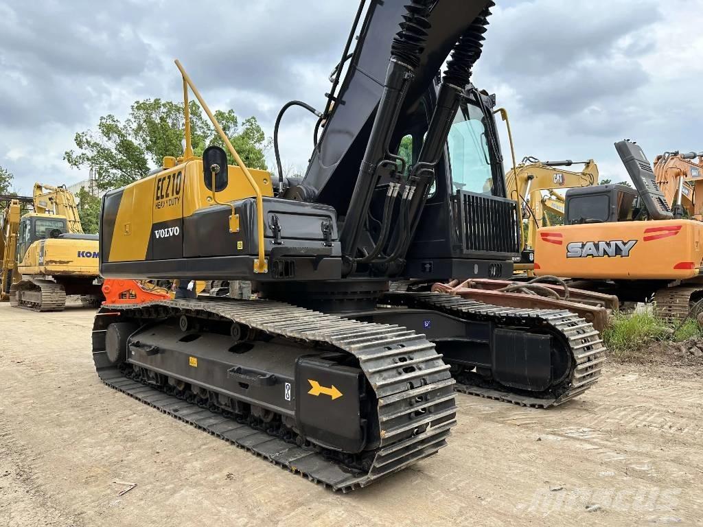 Volvo EC210D Excavatoare pe șenile
