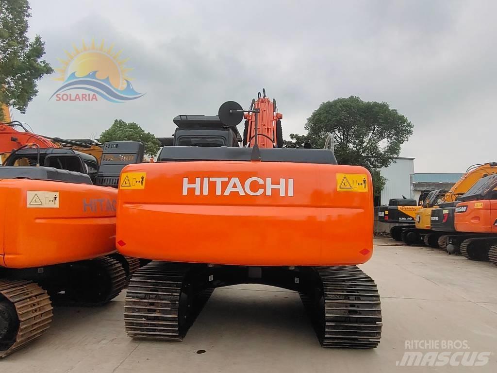 Hitachi ZX 200 Excavatoare pe șenile
