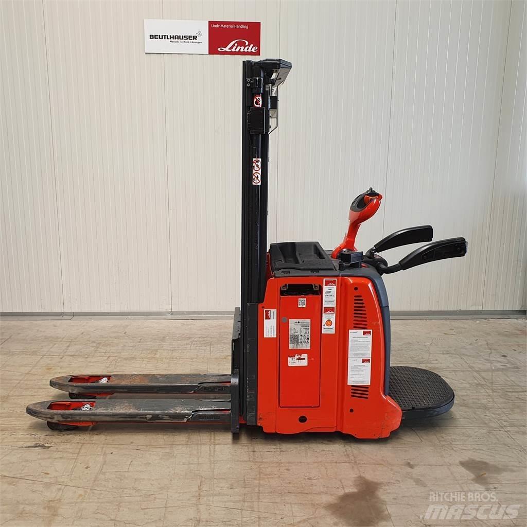 Linde D12AP Transpaleta manuala