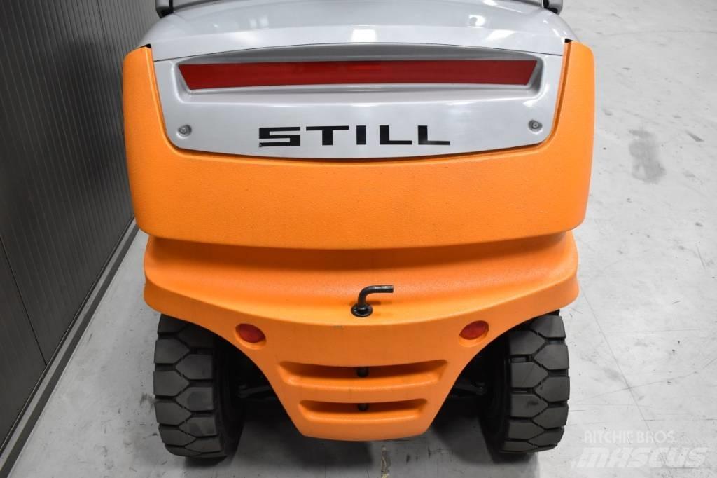 Still RX 60-40 Stivuitor electric