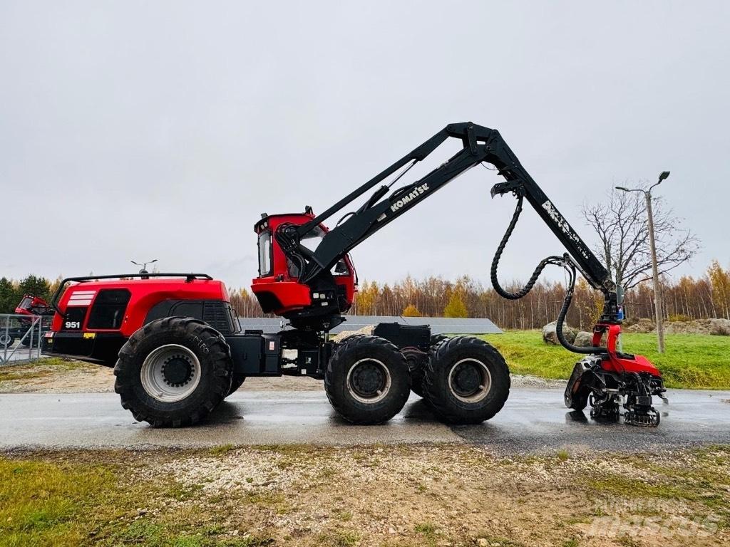 Komatsu 951 Combine forestiere