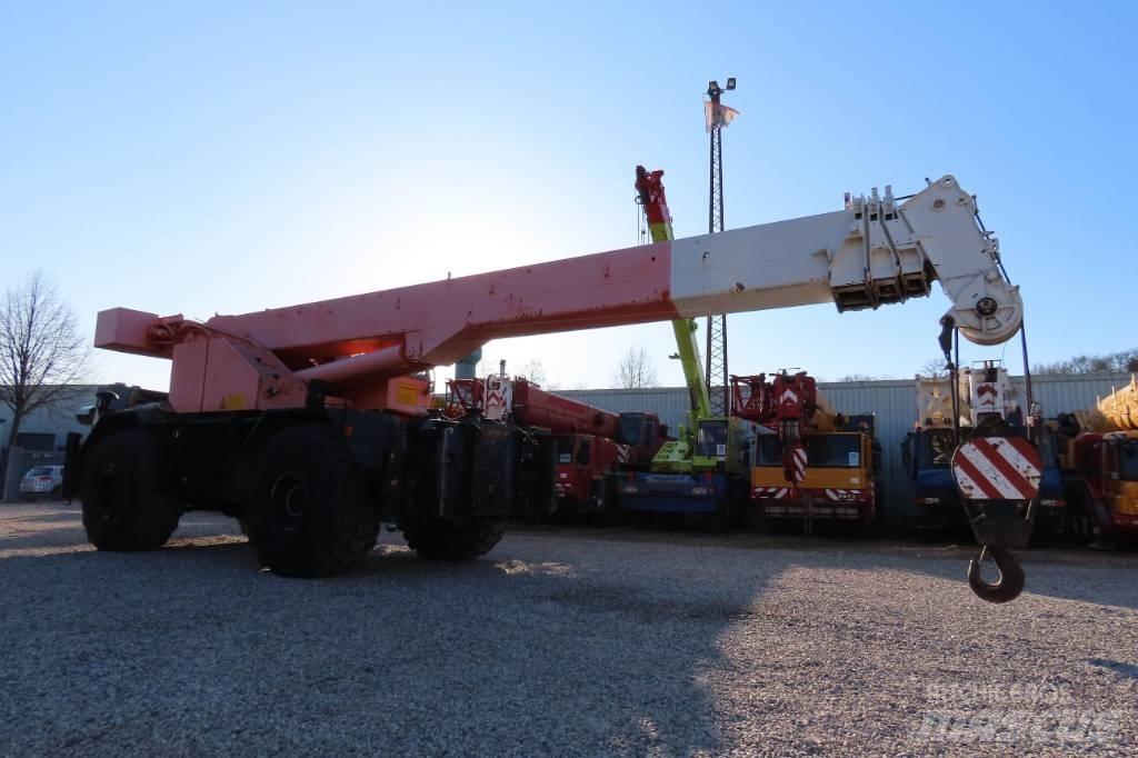 Liebherr LTL 1060 Macara teren accidentat