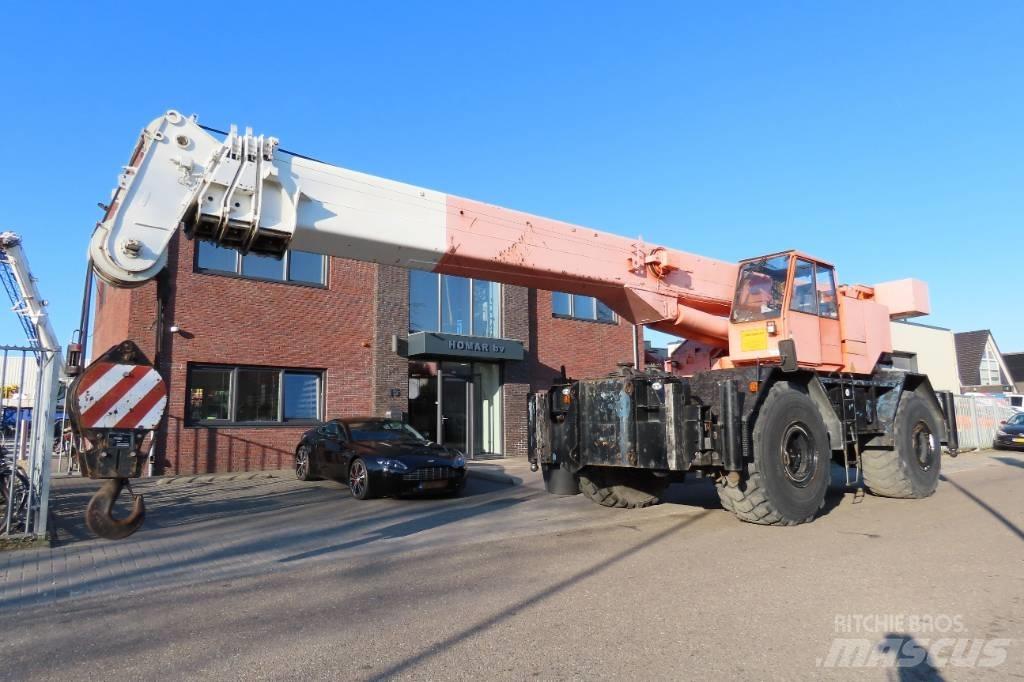 Liebherr LTL 1060 Macara teren accidentat