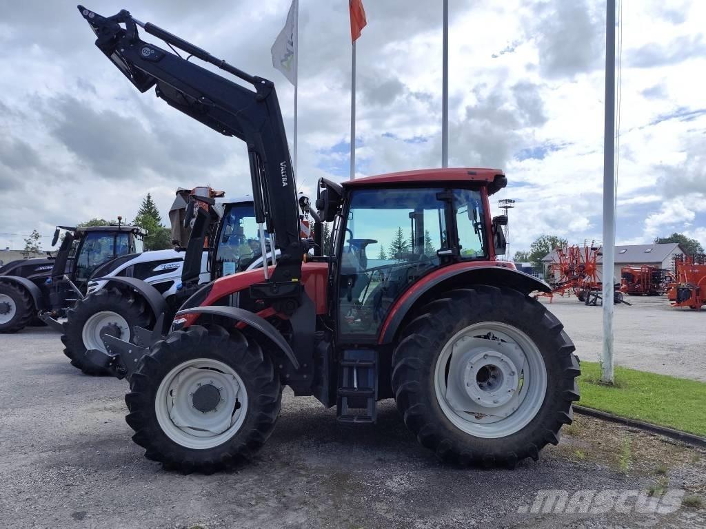 Valtra A 135 Tractoare