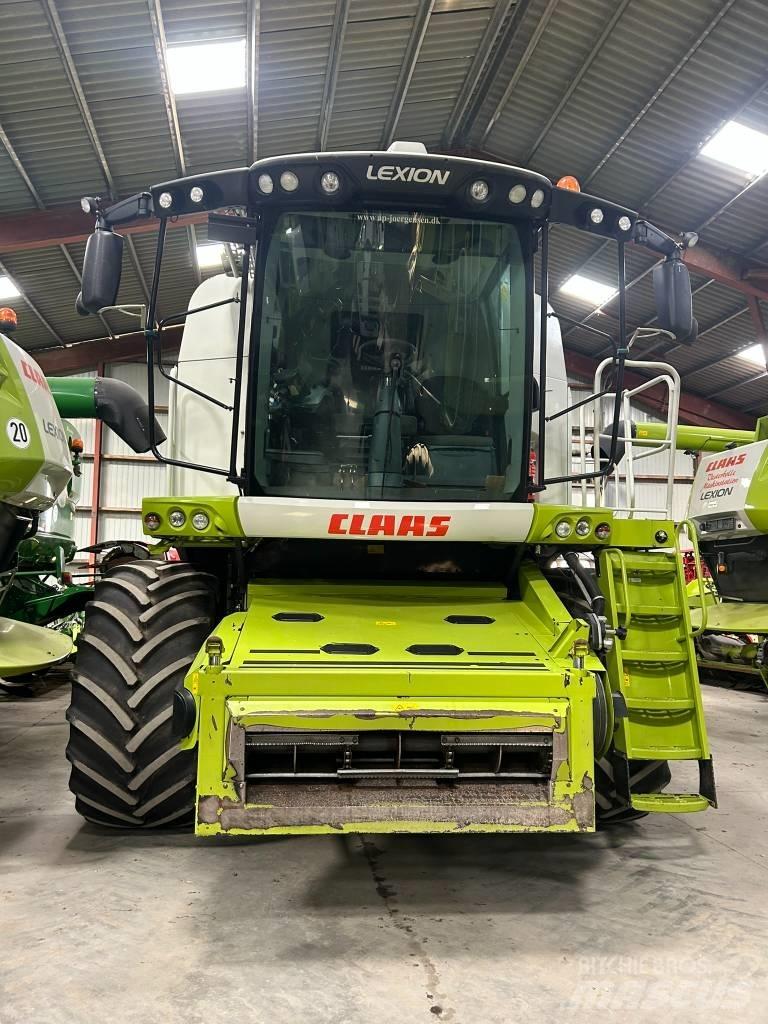 CLAAS Lexion 670 Combine de secerat
