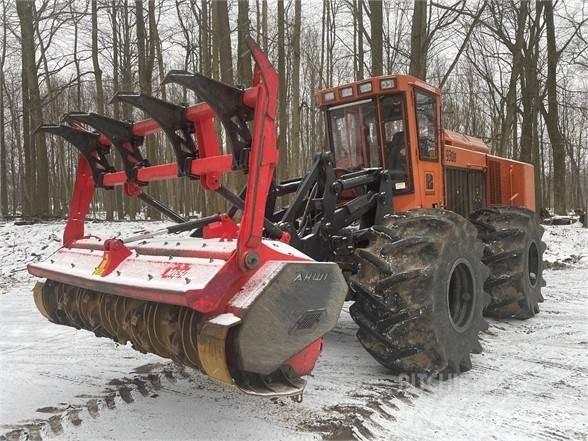 Barko 930B Utilaje silvicultura