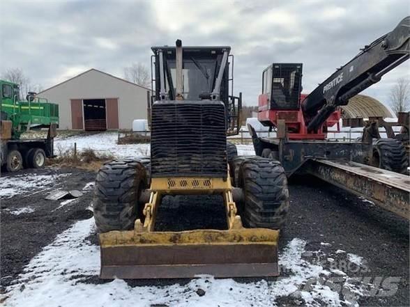 CAT 574 Transportoare