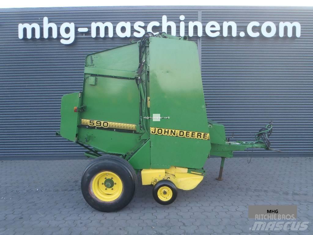 John Deere 590 Masina de balotat cilindric