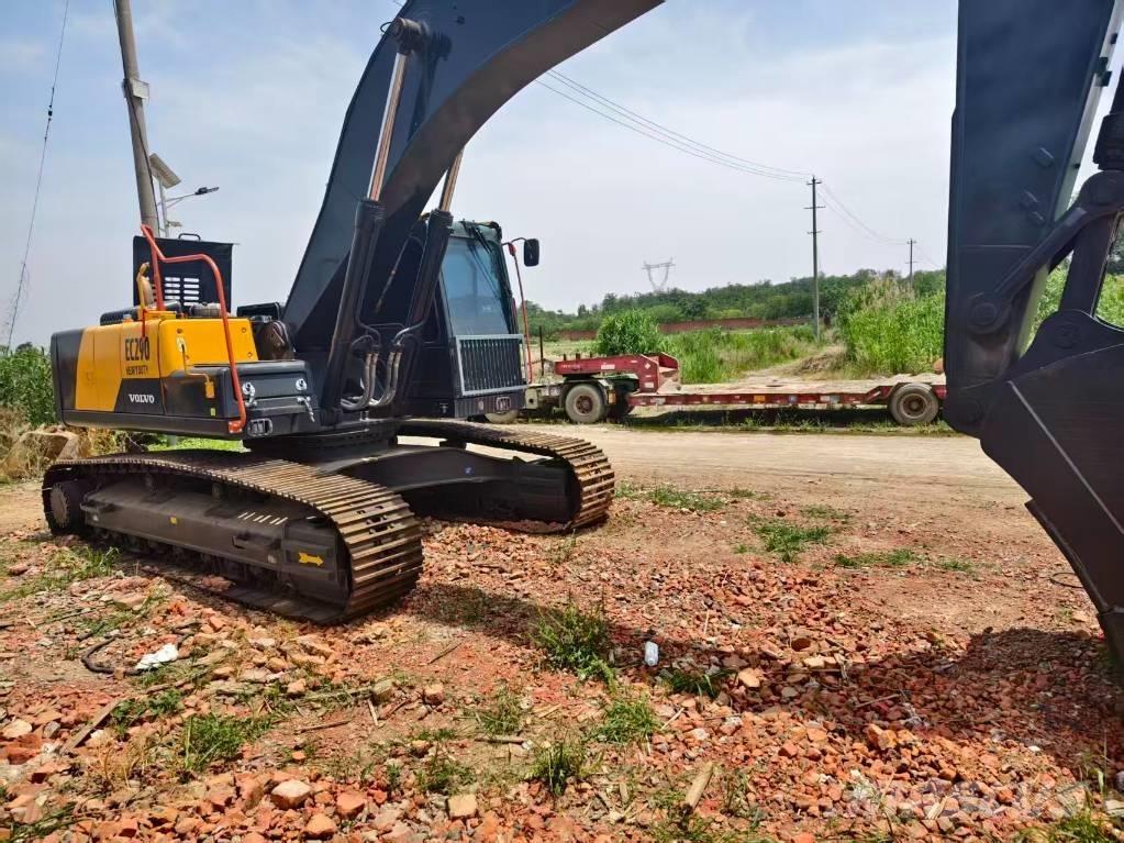 Volvo EC 290 Excavatoare pe șenile
