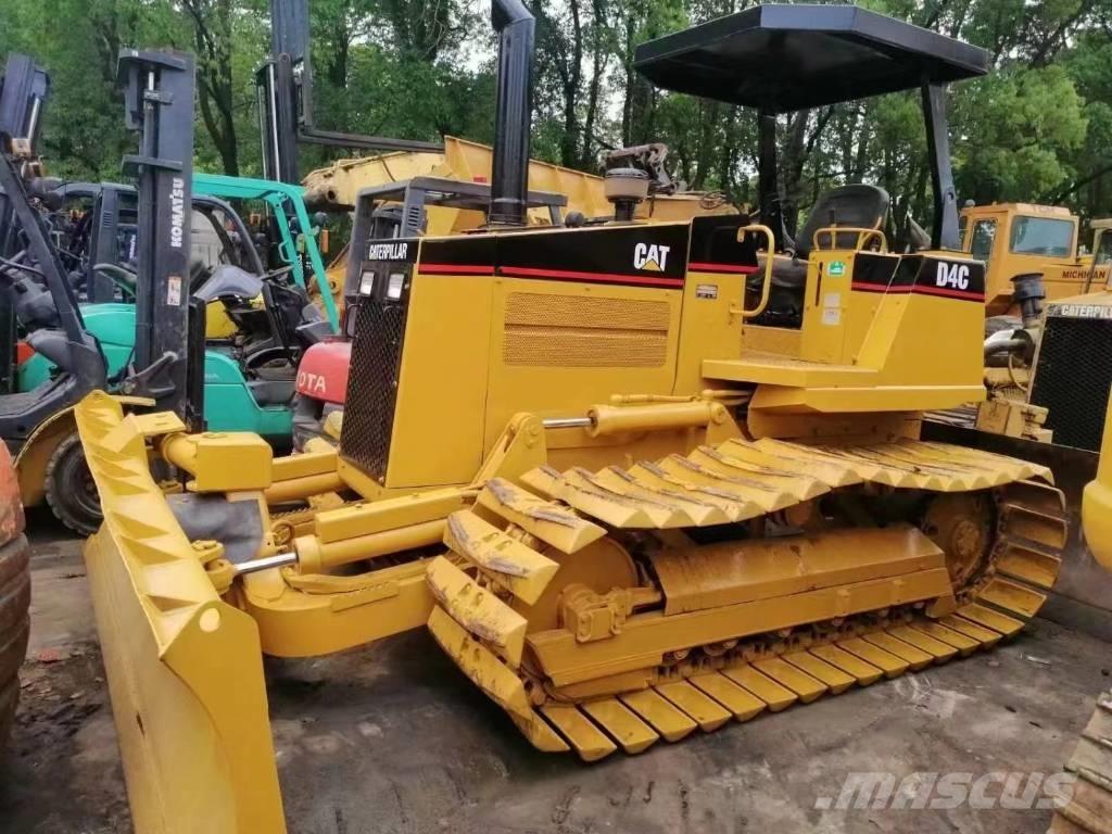 CAT D 4 C Buldozere pe senile